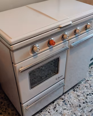 cucina a gas vecchia