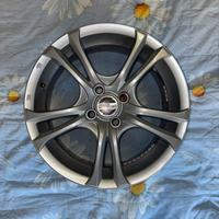 Cerchi da 15 con fori 4x98