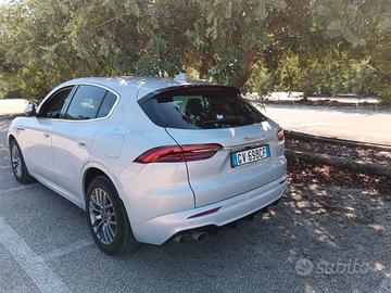 auto Maserati 