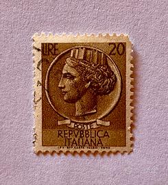 Francobollo poste Repubblica italiana