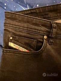 Jeans  uomo diesel  W30 L30 mod. Troxer