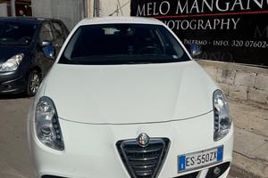 Alfa Romeo Giulietta 1.6 JTDm-2 105 CV Distinctive