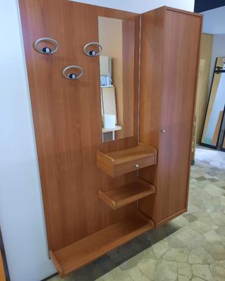 Ingresso con scarpiera