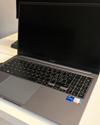 Samsung Galaxy Book3 15” - Come Nuovo