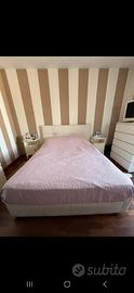 Letto  colore panna con contenitore e rete a doghe