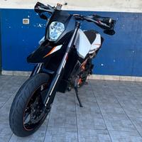 KTM 990 Supermoto - 2009