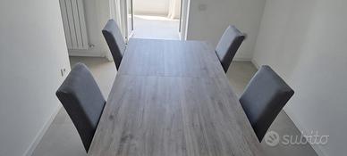 Tavolo allungabile rovere grigio + 4 sedie in tess