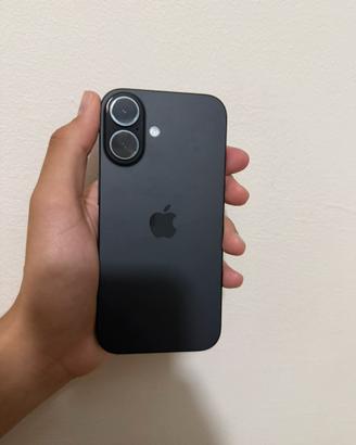 Iphone 16 nero con batteria 100