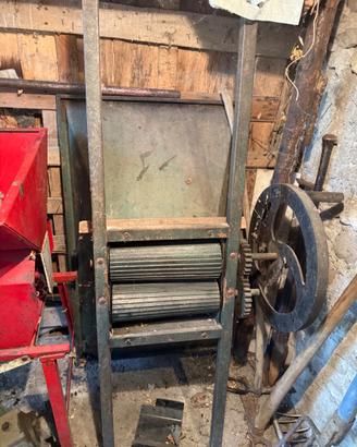 Pigiatrice per uva usata