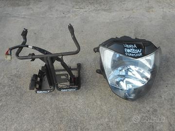 Faro telaietto plastica honda pantheon 150