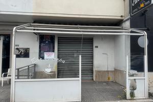 Locale in zona di grande passaggio