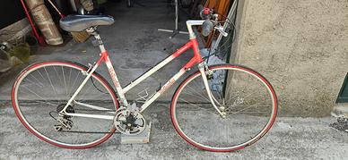 Bicicletta corsa Bottecchia telaio donna
