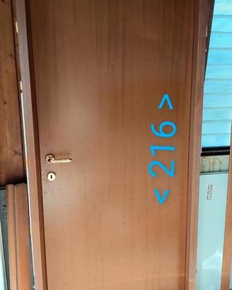 Porta da interno in VERO LEGNO con telaio - Batten