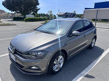 Polo 1.6 diesel automatic bellisima