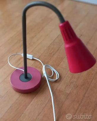 Lampada scrivania o comodino Ikea