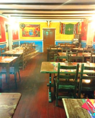 Ristorante con forno a legna