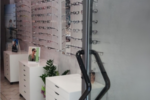 Vendita negozio di ottica