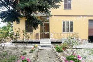 Casa singola con scoperto, N/334