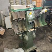 Macchina spazzolatrice