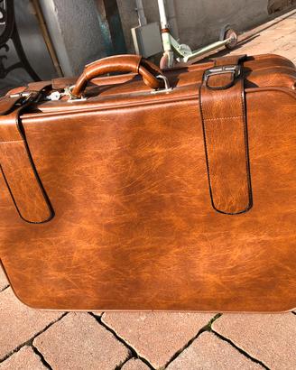 Valigia vintage semi rigida