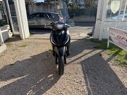 Piaggio Beverly 400 Sport