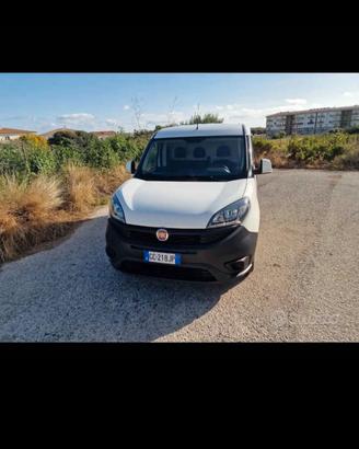 fiat doblò coibentato