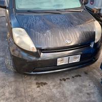 Daihatsu Sirion benzina anno 2007 per ricambi (2a)
