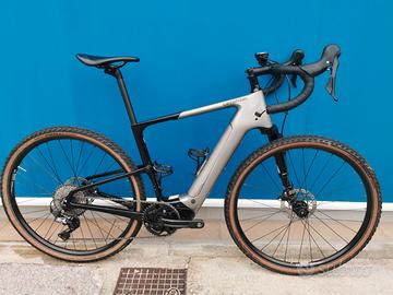 E-bike Cannondale Topstone neo elettrica Taglia M