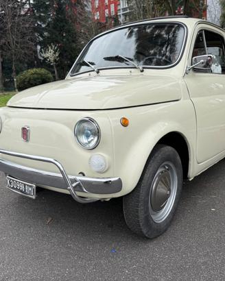 FIAT 500 LUSSO RESTAURATA