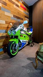 kawasaki zxr750 j del 1991 restaurata