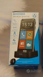 Due Cellulari brondi