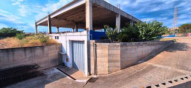 Capannone D8 su lotto 4.500 mq - Zona industriale