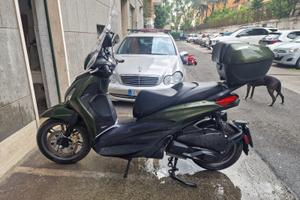Beverly 300 s hpe piaggio