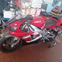 Yamaha YZF R1 - 2001