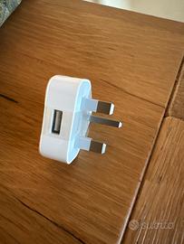 Presa inglese tipo G con uscita USB