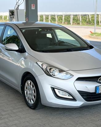 Hyundai i30 1.6 diesel 2012