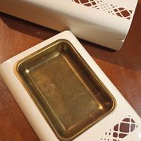 Portasigarette con posacenere vintage.