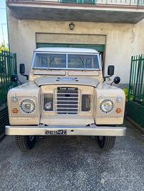 Land rover. TOP
