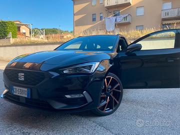 Seat Leon Sportstourer 1.4 E-Hybrid DSG FR 204 Cv