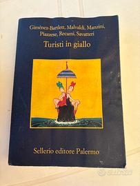 Turisti in giallo. Sellerio