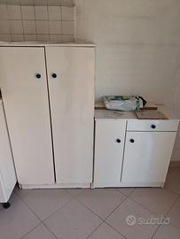 Due mobiletti cucina