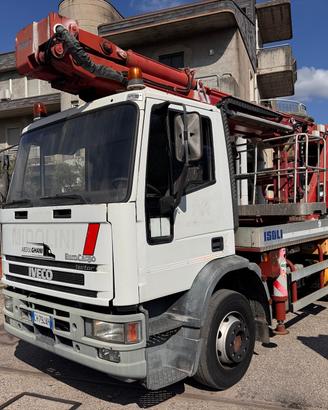 Iveco Eurocargo 150E24 piattaforma aerea 25 MT
