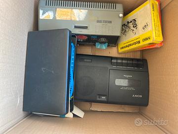 Materiale vintage elettrico ed elettronico.