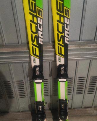 sci fischer rc4 race s con bacchette e casco