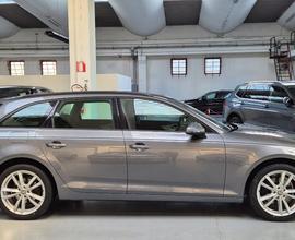 AUDI A4 Avant 35 TDI S tronic CERCHI 18"-LED-NAV