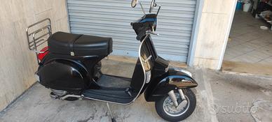 vespa 125 px arcobaleno iscritta FMI