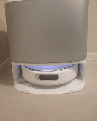 robot aspirapolvere lavapavimenti Narwal flow