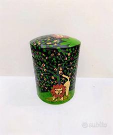 Barattolo cilindrico in legno dipinto a mano con u