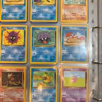 Lotto 18 carte pokemon del set fossil