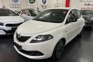 Lancia Ypsilon 1.0 FireFly S&S Hybrid Platino Full